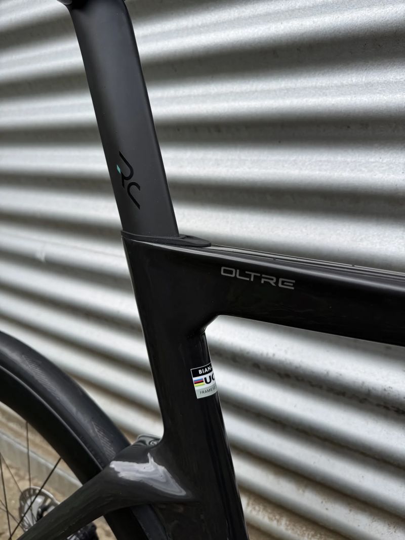 Bianchi Oltre PRO - NOVÉ, ULTEGRA Di2, WATTMETR