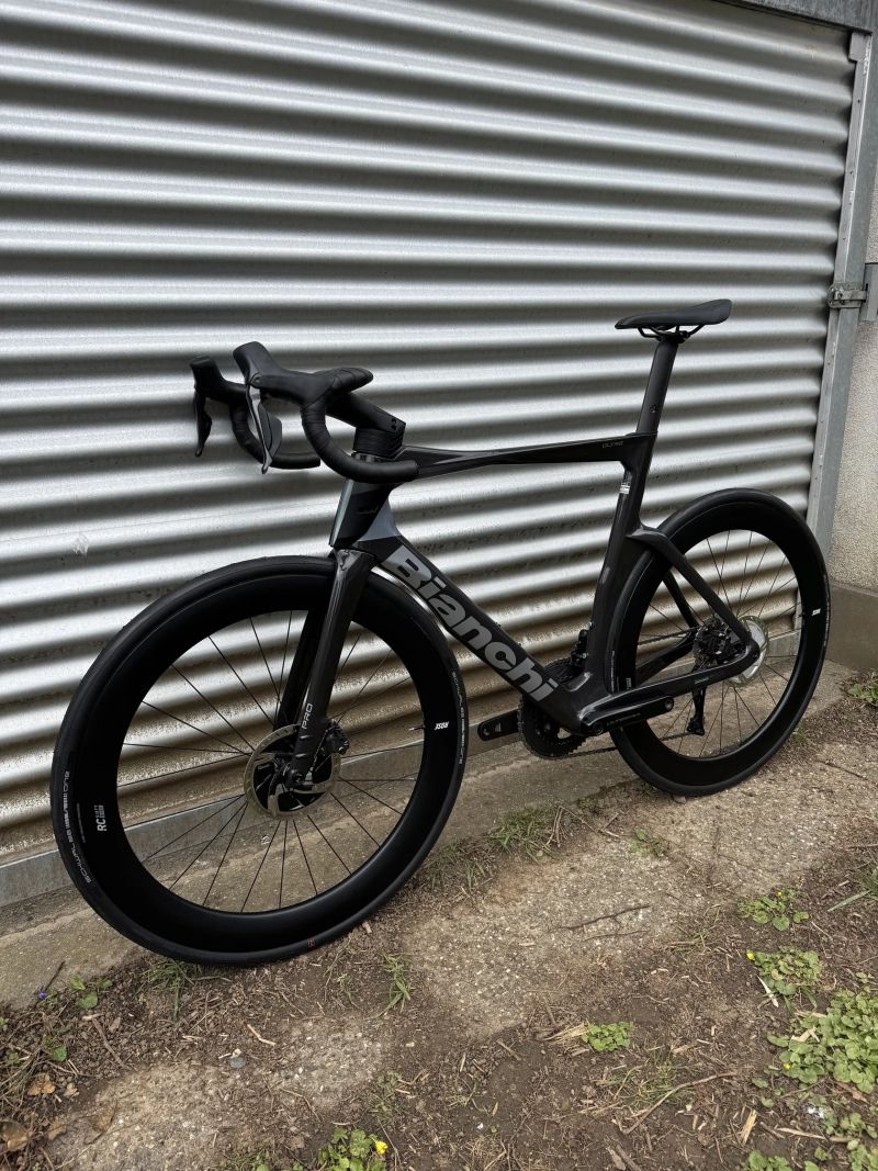 Bianchi Oltre PRO - NOVÉ, ULTEGRA Di2, WATTMETR