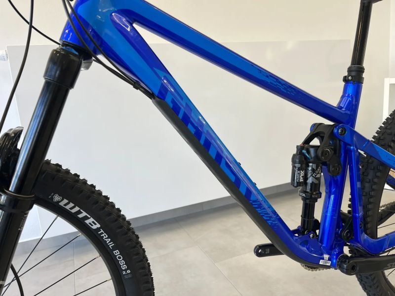 Ghost Riot AM Essential L