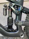 Trek Slash 9.8 GX AxS T-Type tuning stavba