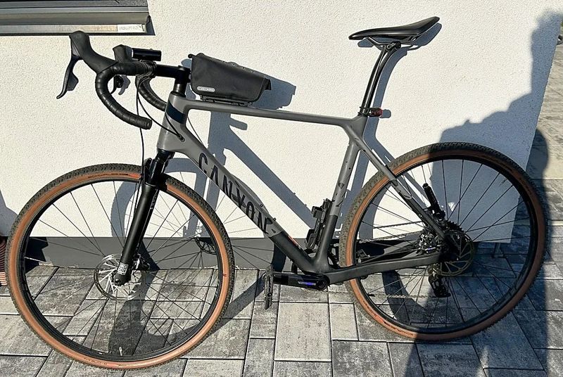 Canyon Grizl CF SLX 8 AXS trail (výměna za prémiové elektrokolo možná)