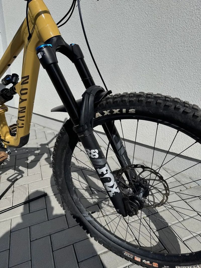 Canyon Torque AL6