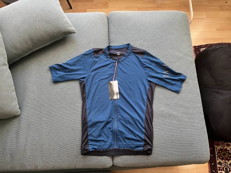 Rapha Pro Team training jersey, nové, vel.L