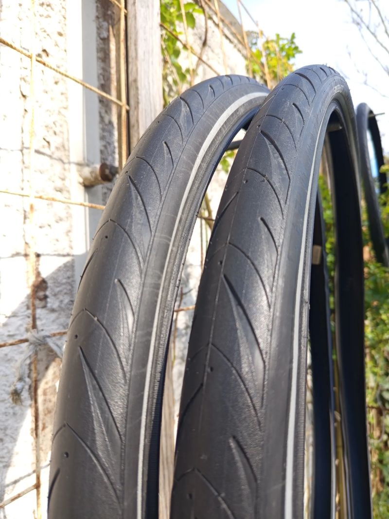 pláště SCHWALBE MARATHON SUPREME 42-622 kevlar nebo drát.,Marathon Plus 28x1.25 