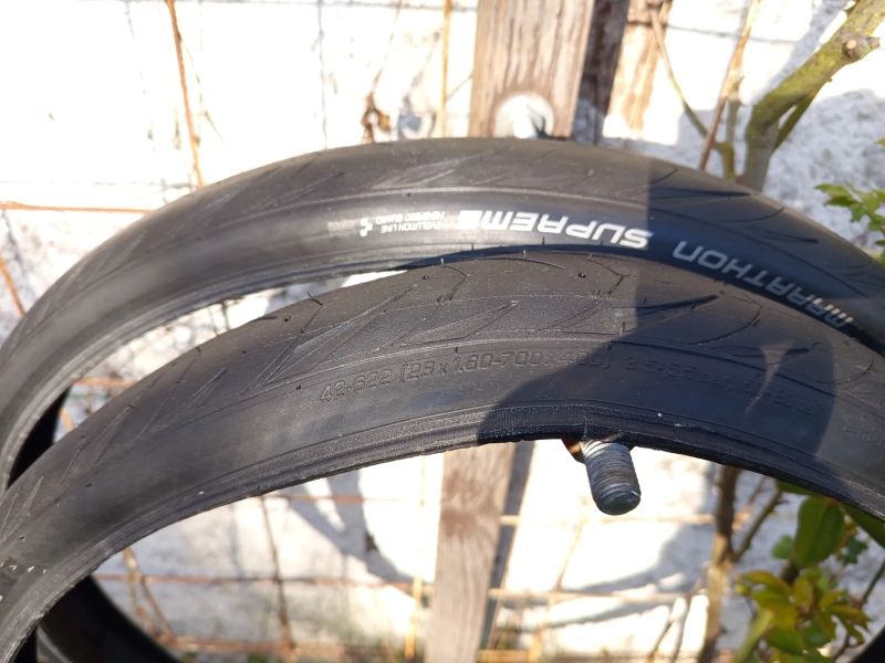 pláště SCHWALBE MARATHON SUPREME 42-622 kevlar nebo drát.,Marathon Plus 28x1.25 