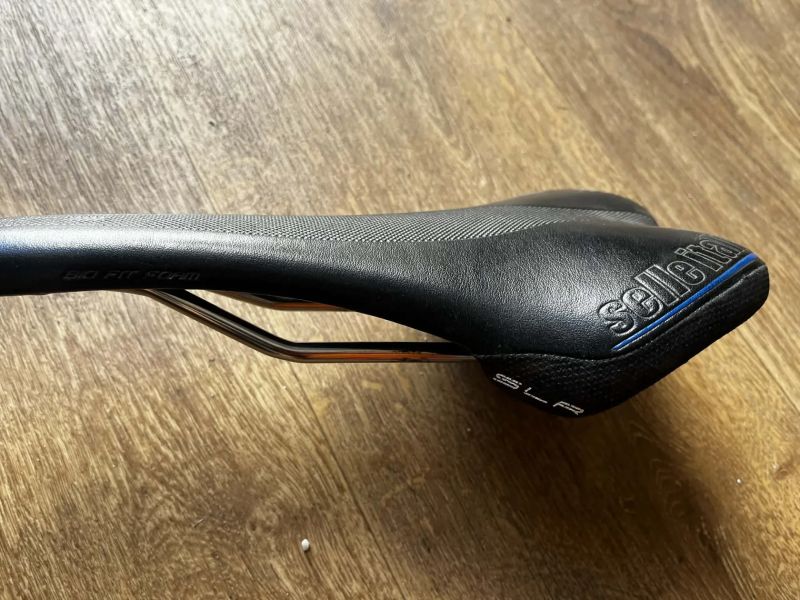 Sedlo Selle Italia SLR 
