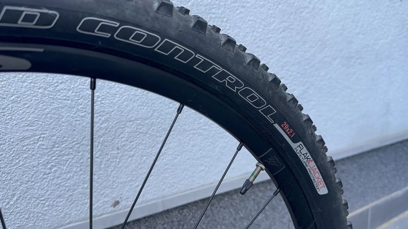 Horské kolo Specialized Rockhopper Pro 29” , M