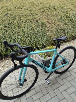 Bianchi Infinito 105 12s Velomann alloy - Celeste