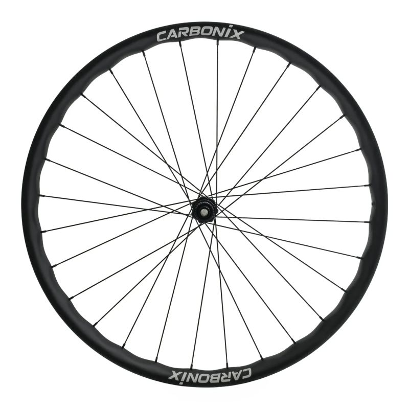 🪶 ULTRA LEHKÁ – MTB karbonová kola Carbonix WAVE 30 XC | zvlněný ráfek | Sapim CX Ray | 1280 g