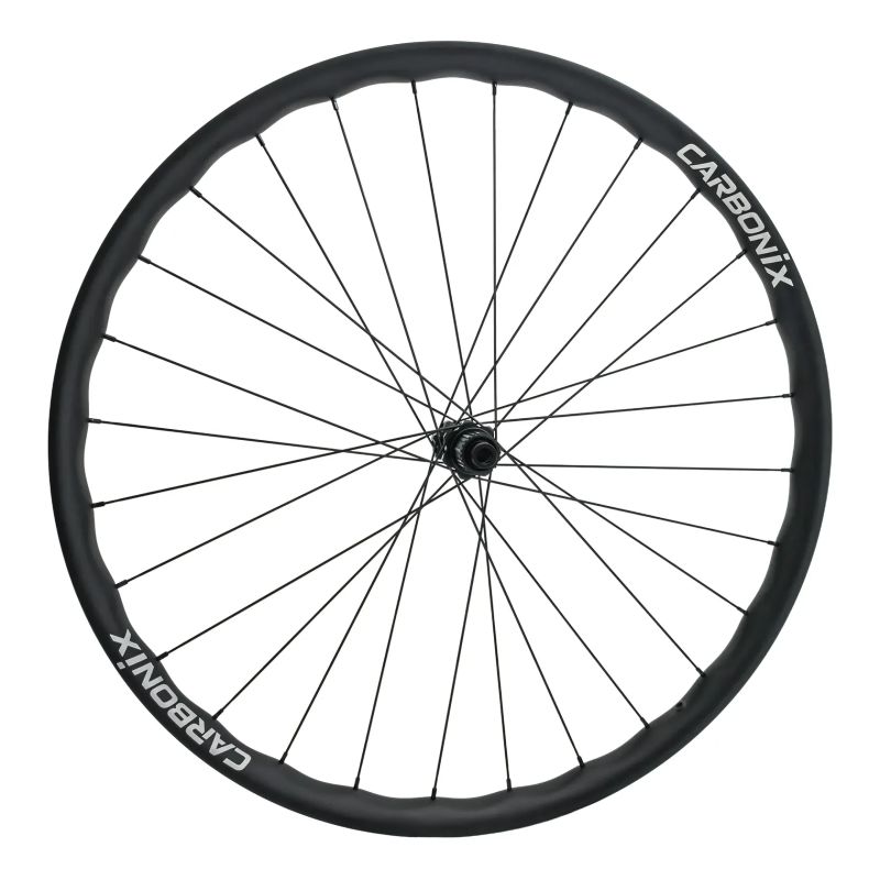 🪶 ULTRA LEHKÁ – MTB karbonová kola Carbonix WAVE 30 XC | zvlněný ráfek | Sapim CX Ray | 1280 g