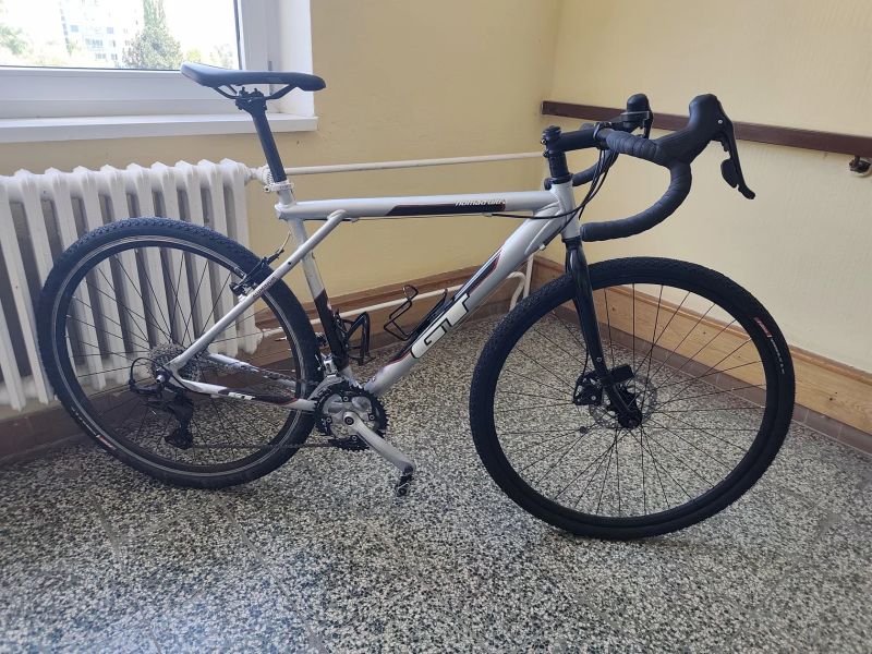 STAVBA GRAVEL GT