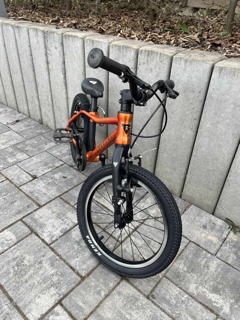 Rascal 16 oranžové