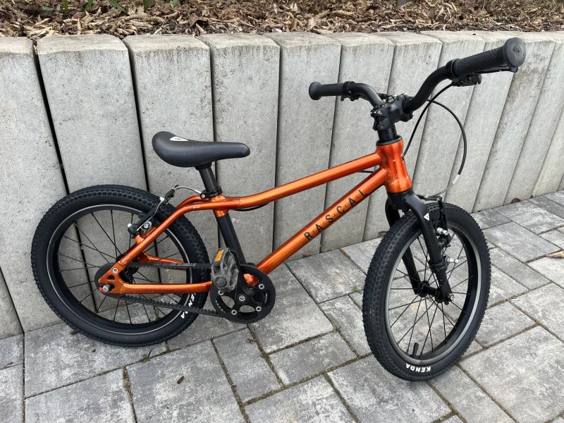 Rascal 16 oranžové