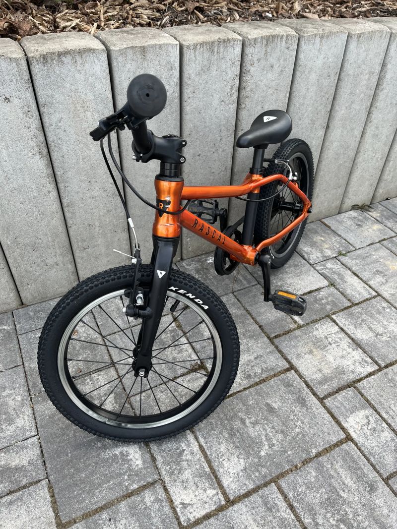 Rascal 16 oranžové
