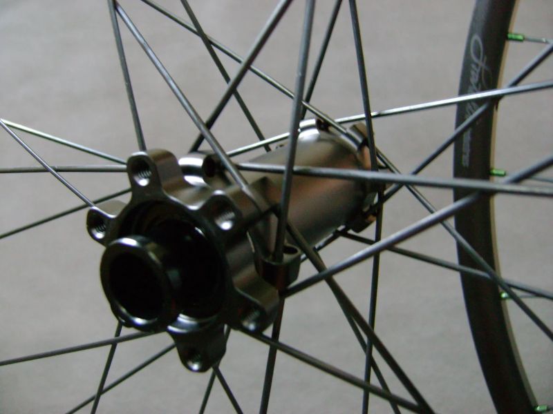 Newmen Advanced SL X.A.30 carbon + SAS
