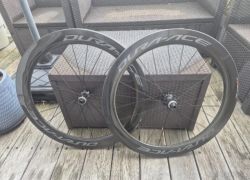 DuraAce c60 karbonová kola
