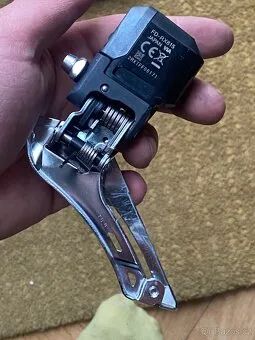 Přesmykač Shimano GRX di2 r815