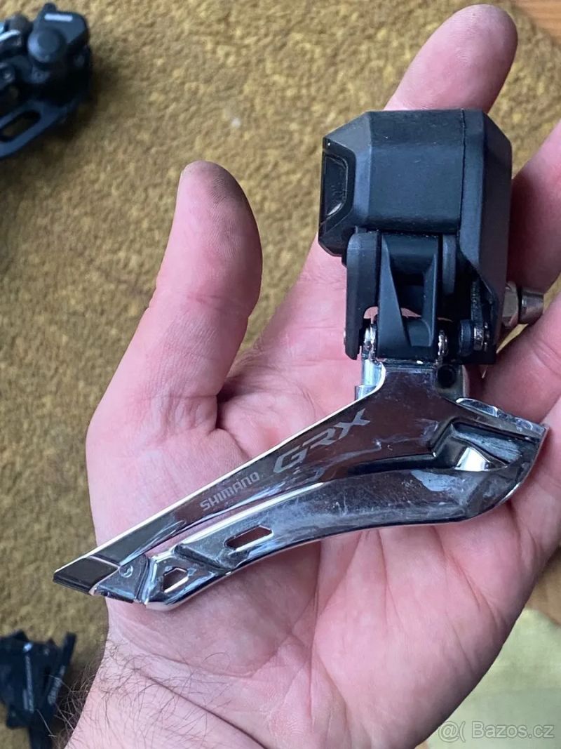Přesmykač Shimano GRX di2 r815