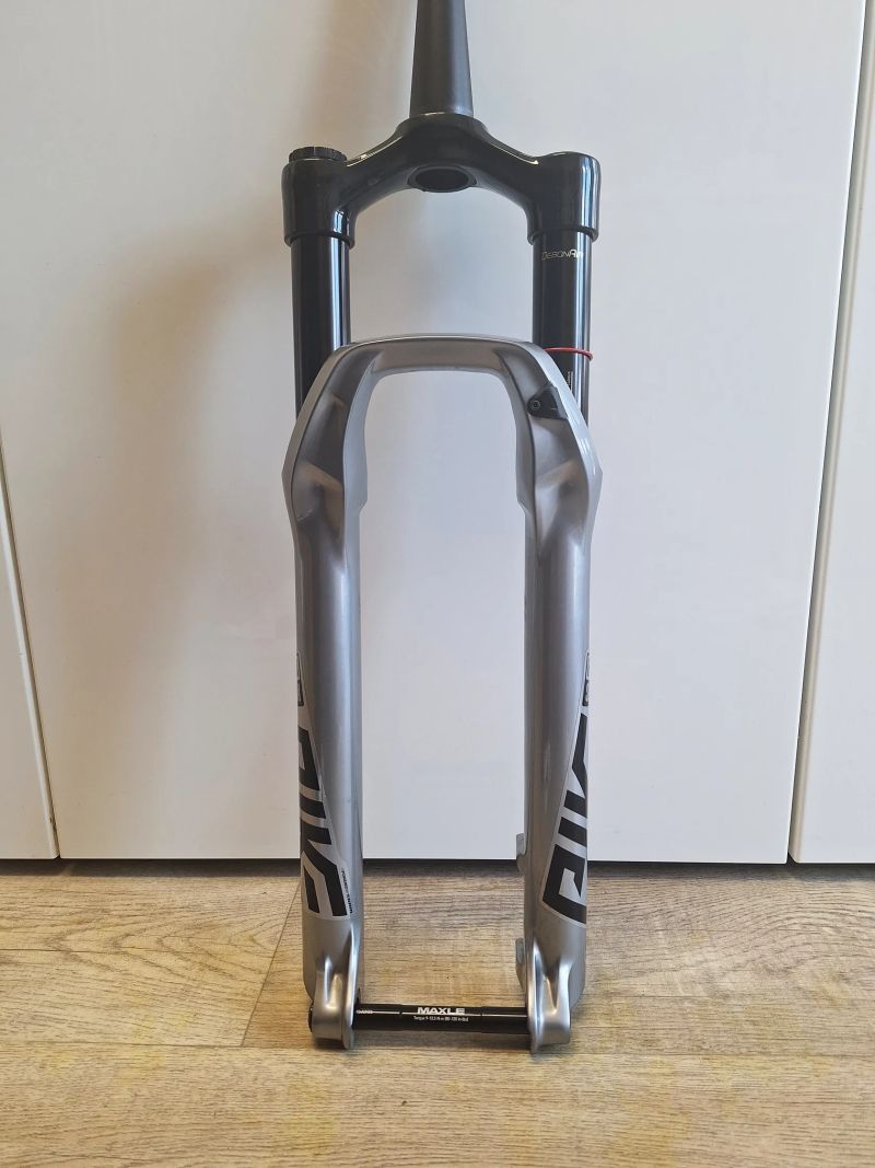 Rock Shox PIKE Ultimate 130mm, Charger 2.1 RC2, ofset 51mm
