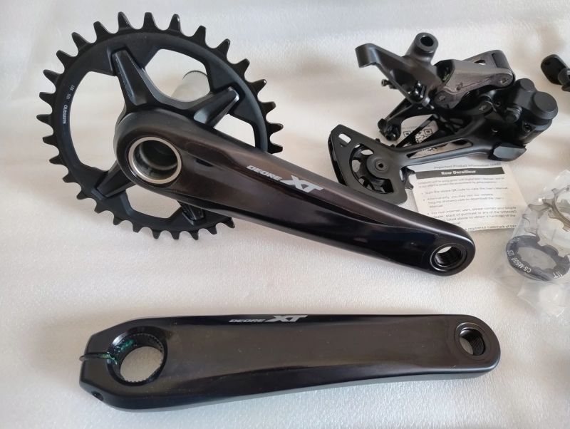 Shimano XT M8100 sada + řazení SLX M7100 (HG kazeta)