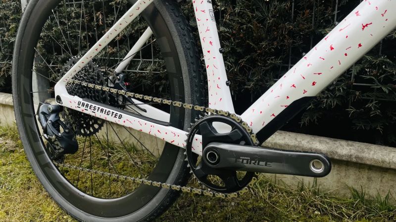 BMC URS 01, Sram Force eTap AXS 1x12sp