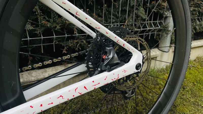 BMC URS 01, Sram Force eTap AXS 1x12sp
