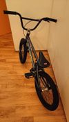 Juniorské BMX kolo Division Blitzer 18" Metal Grey/Polished