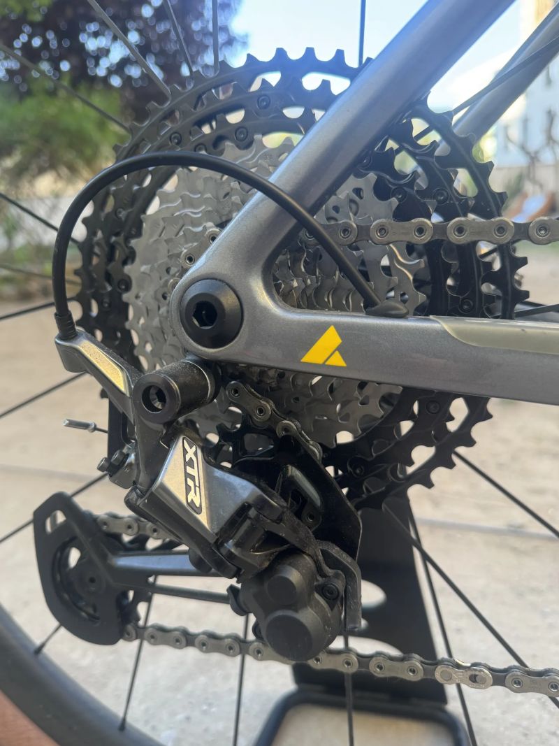BULLS Black Adder Team 2023 | vel. MD (44cm) | Shimano XTR | Carbon