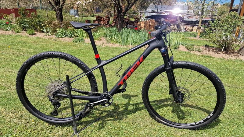 Trek karbon nové