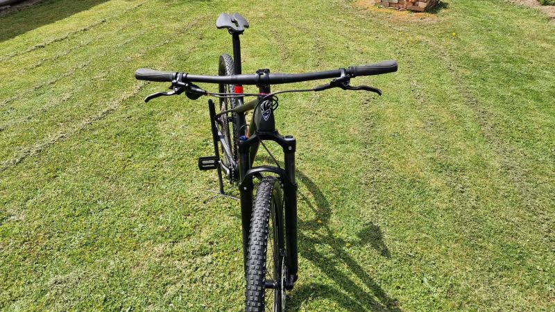 Trek karbon nové