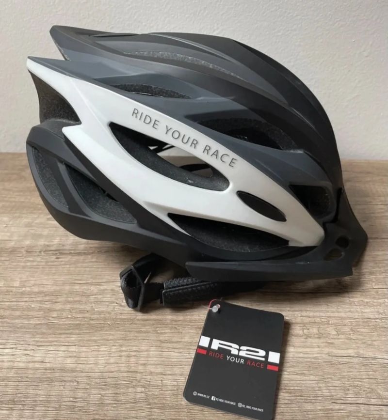 MTB helma R2