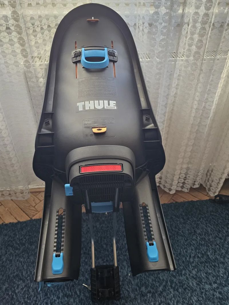 Cyklosedačka Thule RideAlong, barva tmavě šedá