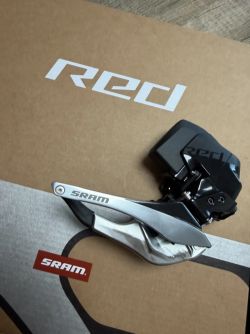 Přesmykač Sram RED 