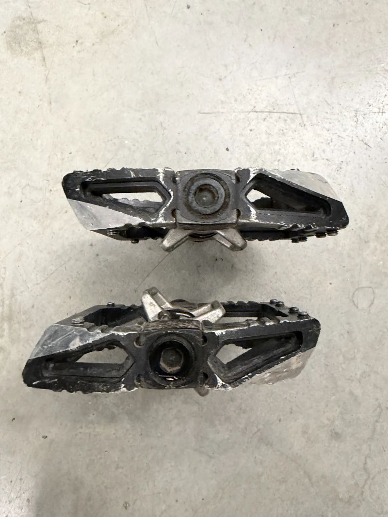 CRANKBROTHERS Mallet Enduro Black