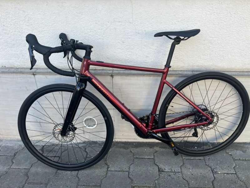 silnicni (dámské) elektrokolo Van Rysel, Shimano 105, 2x11s mechanika/hydraulika, 