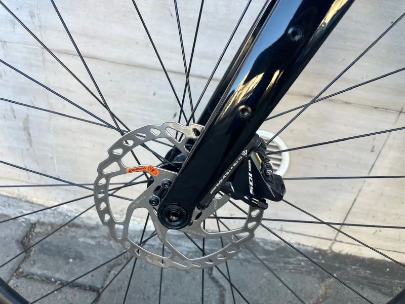 silnicni (dámské) elektrokolo Van Rysel, Shimano 105, 2x11s mechanika/hydraulika, 