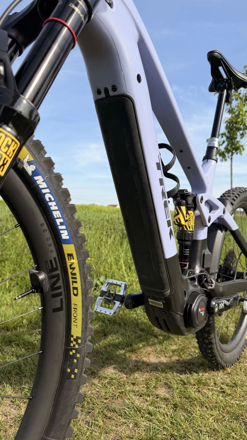 Trek Rail+ 9.9 XX AXS T-Type Gen 5 Lavender Haze, velikost L