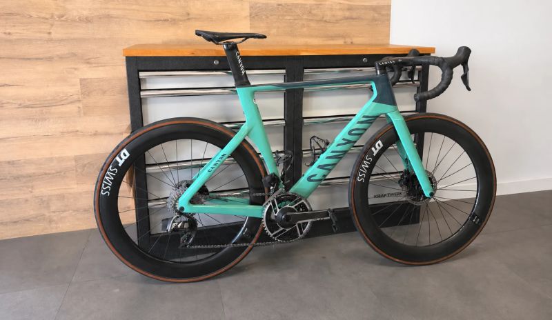 Canyon AEROAD CF SLX SRAM RED AXS - velikost L