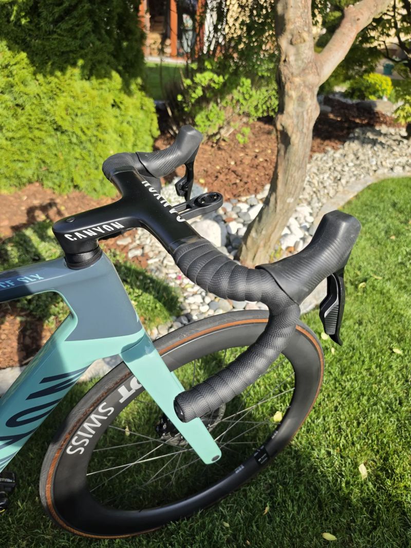 Canyon AEROAD CF SLX SRAM RED AXS - velikost L