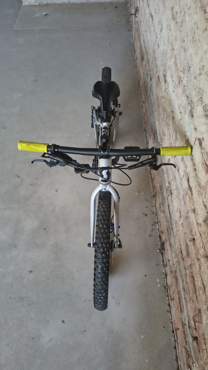 Scott Scale RC 200