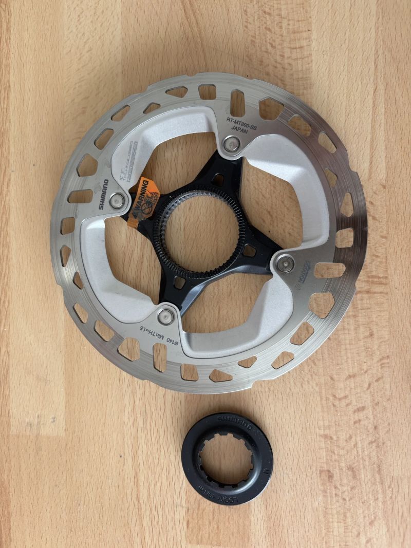 Shimano RT-MT800 (140mm)