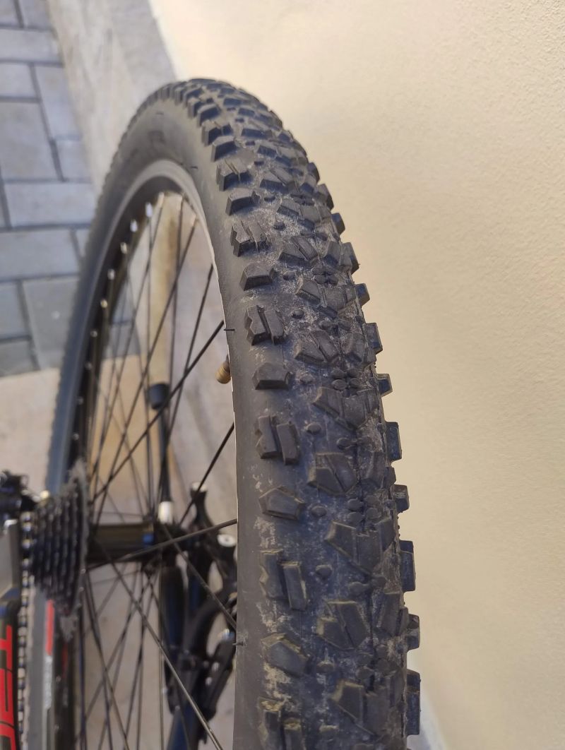 Prodám horské kolo HEAD 27,5", vel. S