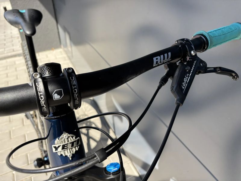 Yeti ARC C2
