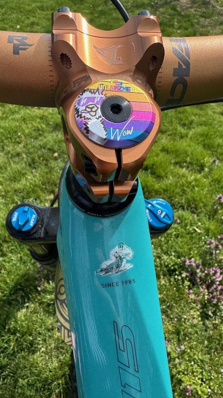 Yeti SB115 C2 – „dream build“, TOP stav, kompletně v kashimě, minimálně jeté