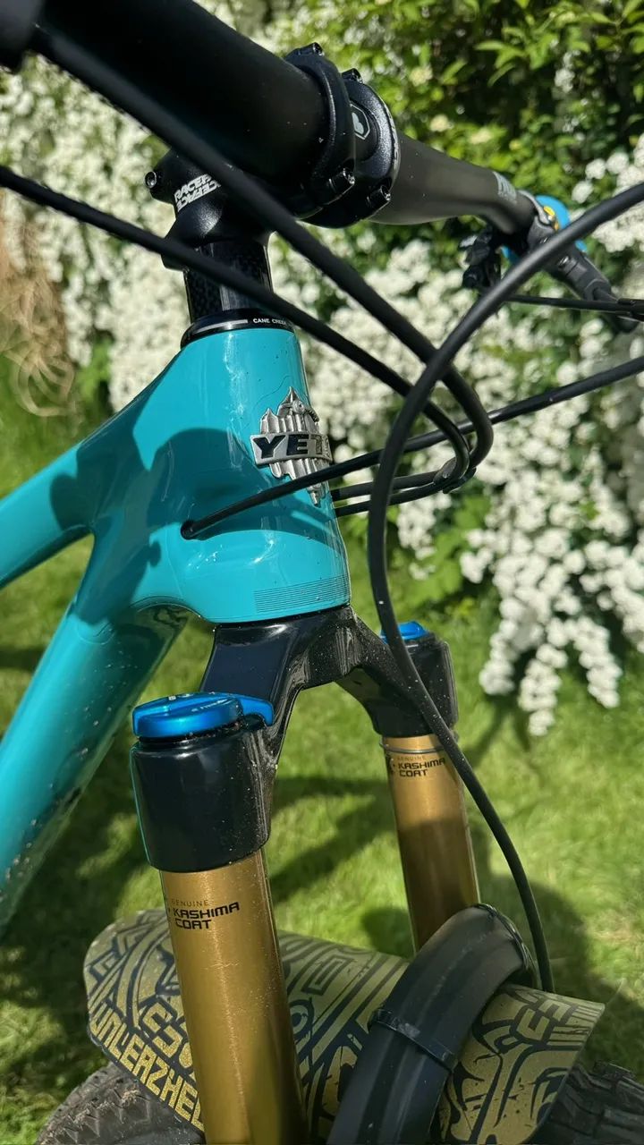 Yeti SB 115 C2 – „dream build“, TOP stav, kompletně v kashimě, minimálně jeté