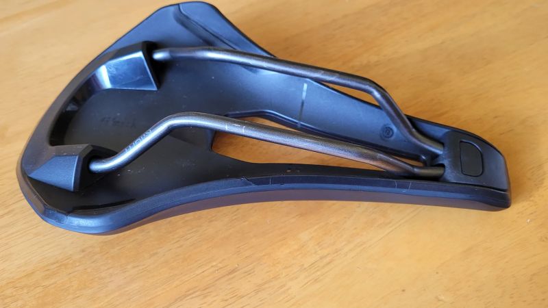 Zcela nové sedlo Fizik Tempo Argo R3