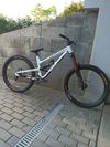 Commencal Clash 2025