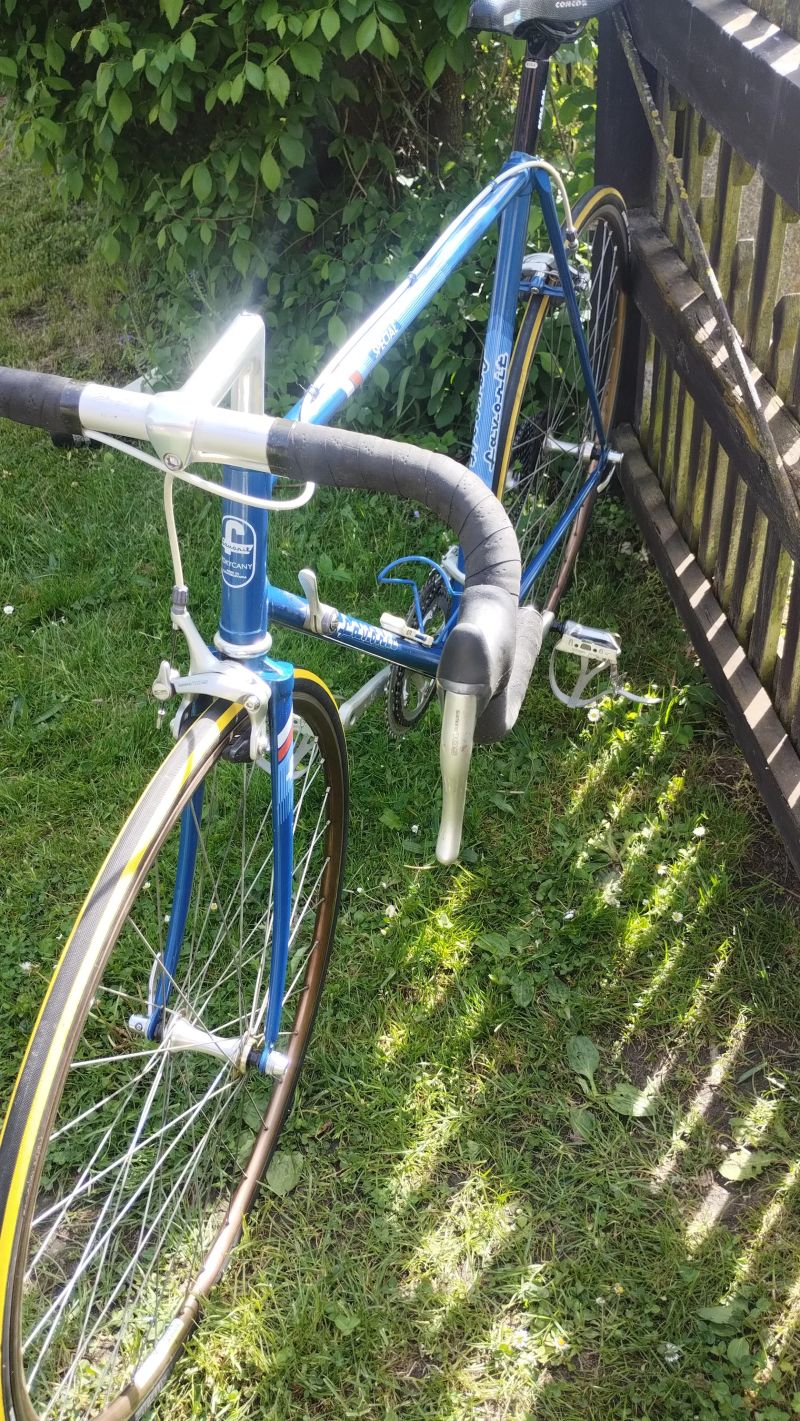 Favorit Favorit f1... Shimano 105 původní