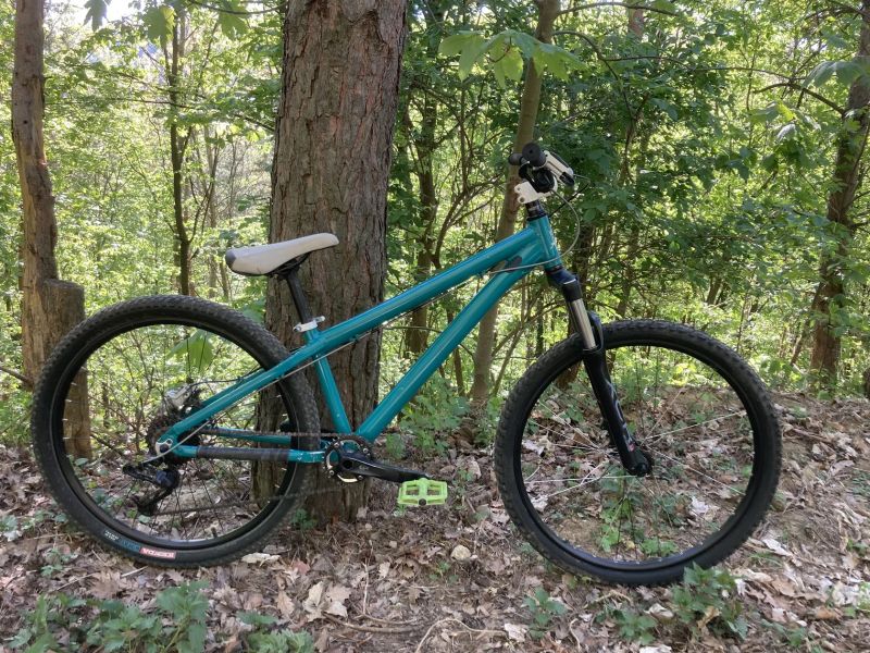 Mongoose Fireball dirt 26´´