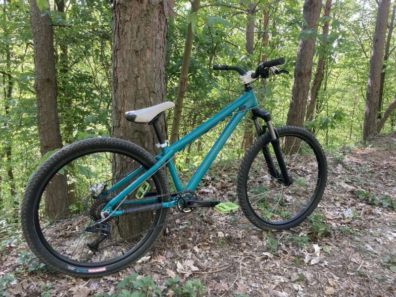 Mongoose Fireball dirt 26´´